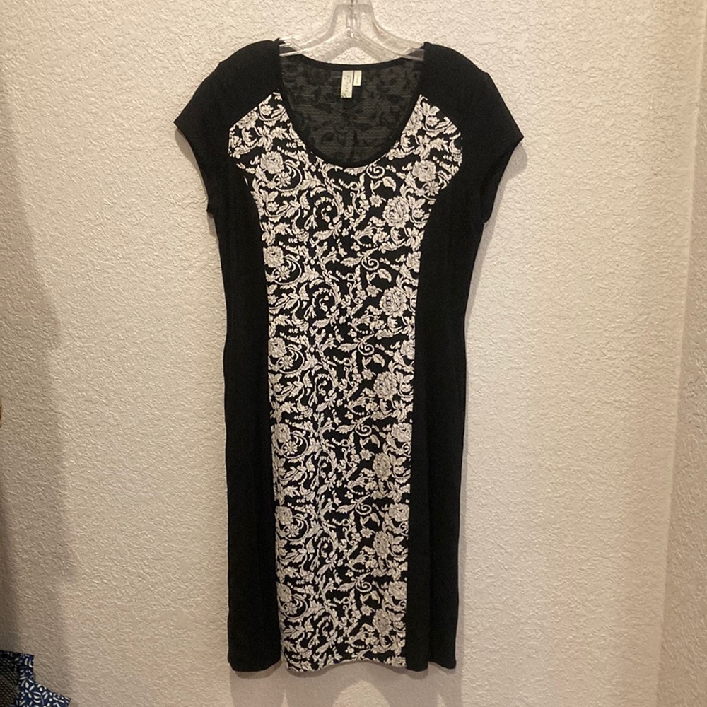 Sahalie Large knit dress with pockets